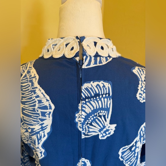 Lilly Pulitzer Elegant Blue and White Maxi Dress - Picture 4 of 9